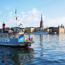 a small boat in a harbor
